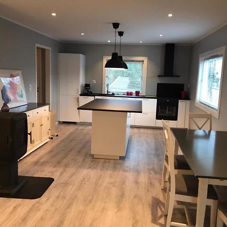 # 1 Mountain View With Free Street Parking Appartement Bergen Buitenkant foto
